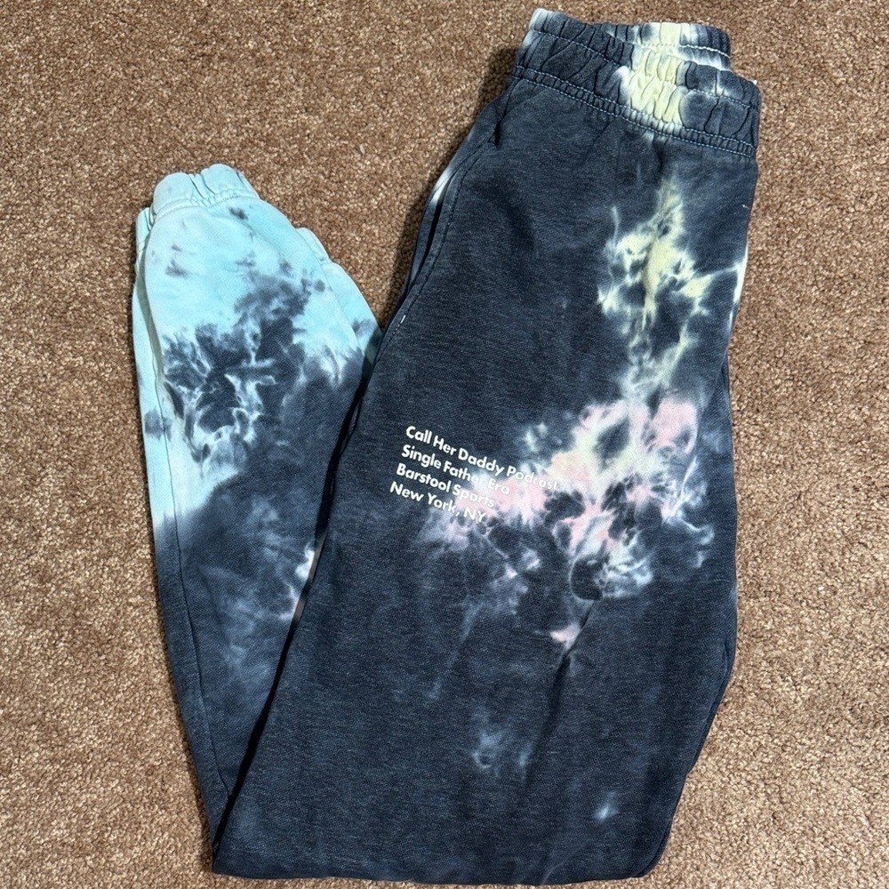 3 Pair GUC Women's Joggers Tie-Dye Graphic and Floral Jogger Pants - Picture 5 of 11
